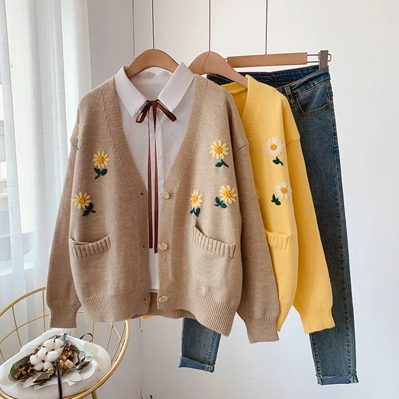 Embroidered Daisy Cardigan (3 Colors)