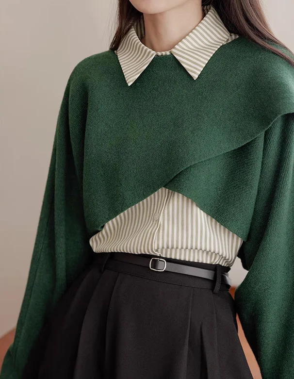 Criss Cross Cropped Throwover Sweater (Green)